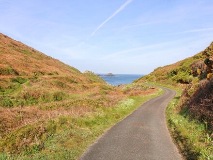 See Two Seas, Cape Cornwall