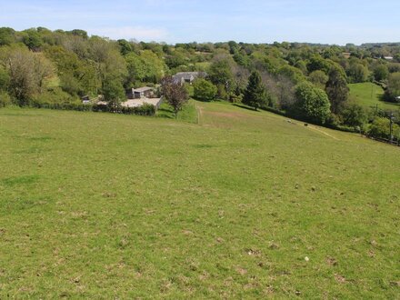 Hilly Field Barn