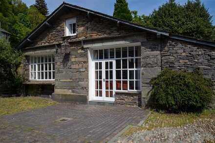 Courtyard Cottage