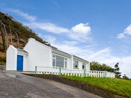 Rossbeigh Beach Cottage No 4