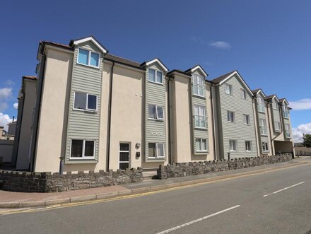 4 Pen Llanw Tides Reach