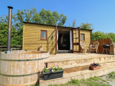 Hawthorn Hut