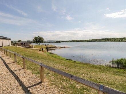 Lake View Lodge