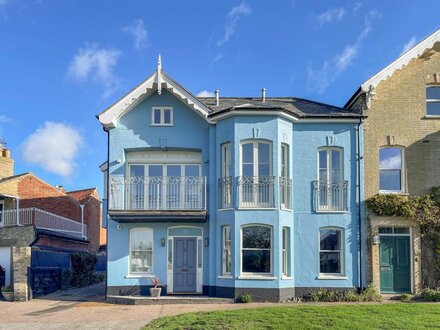 28 South Green, Southwold