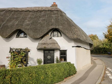 1 Peacock Cottage