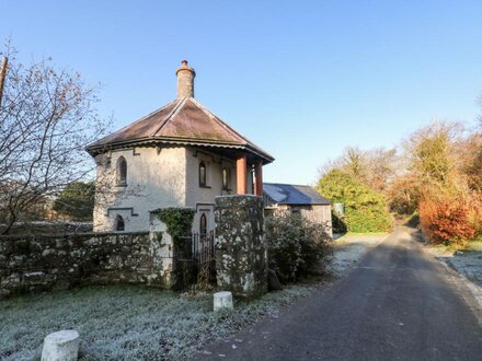 Llwyngwair Lodge