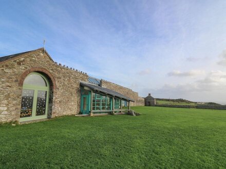 Lower Treginnis Farm