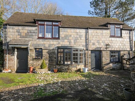 Manor Cottage Barn