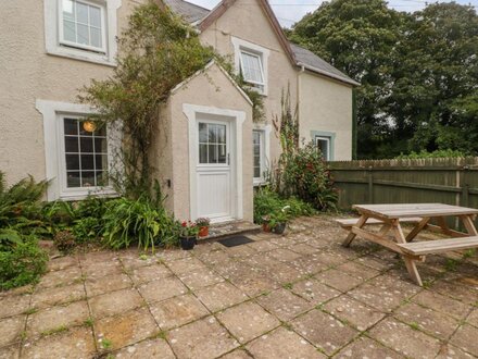 2 Cheriton Cottages