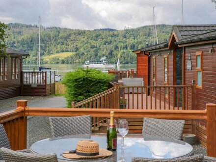 Waterside Lodge