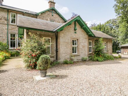 Courtyard Cottage