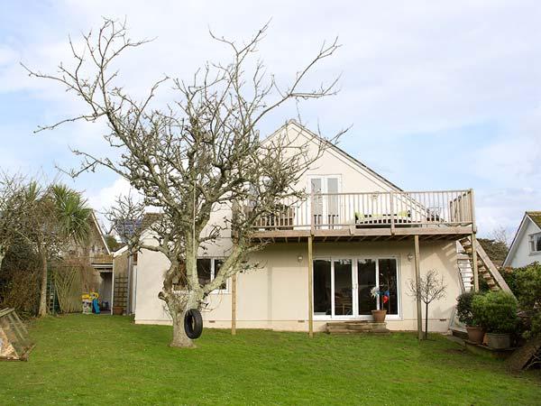 Summerfield House with Hot Tub