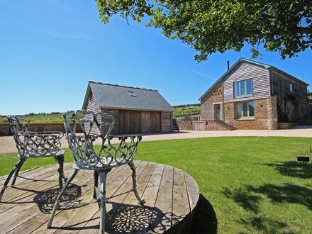 Higher Hill Barn