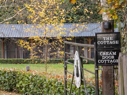 Cream Door Cottage