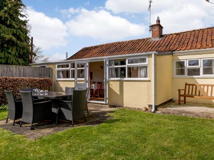 Bungalow in Geldeston, Norfolk