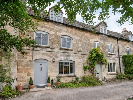 Cottage in Minchinhampton, Gloucestershire