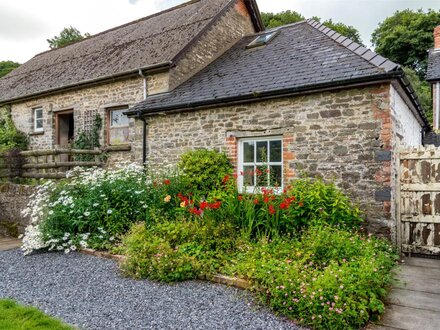 Cottage in Lower Chapel, Mid Wales