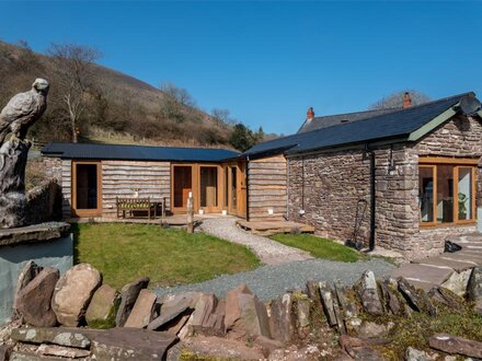 Cottage in Pengenffordd, Mid Wales