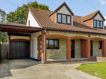 Cottage in Totland Bay, Isle of Wight