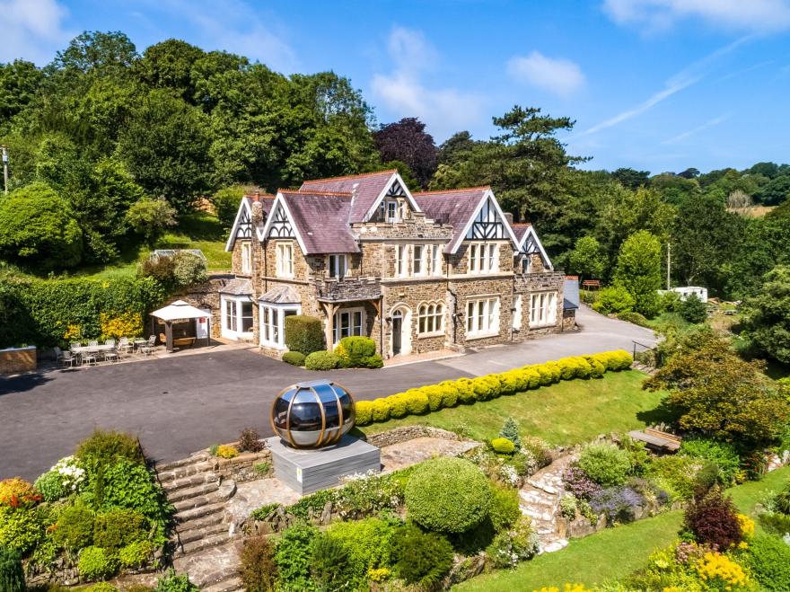 Cottage in Northam, North Devon