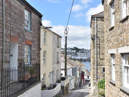 Cottage in Polruan, South Cornwall