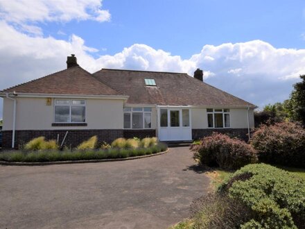 Cottage in Totland Bay, Isle of Wight