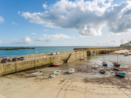 Cottage in Mousehole, West Cornwall