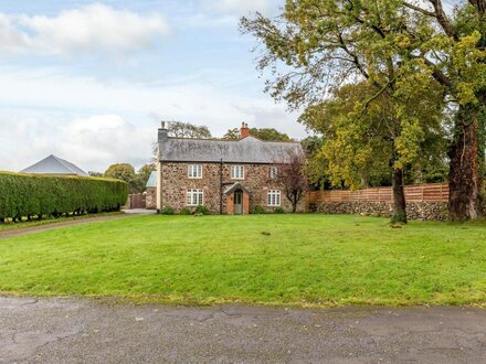 House in Okehampton, Mid and East Devon