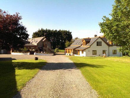 Apartment in Penally, West Wales