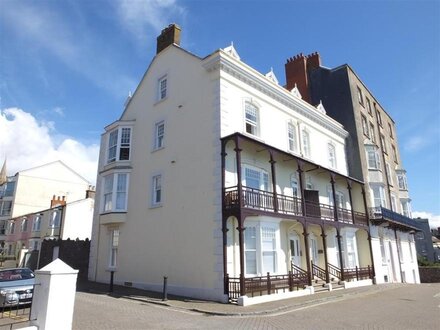 Apartment in Tenby, West Wales