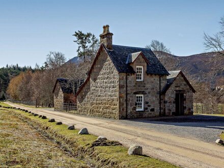 Cottage in Alness, The Highlands