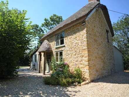 Cottage in Gillingham, Dorset