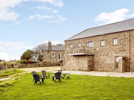 Barn in Mousehole, West Cornwall