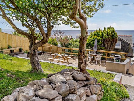 Cottage in Amroth, West Wales