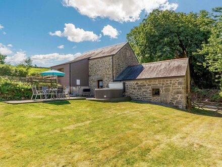 Barn in Fowey, South Cornwall