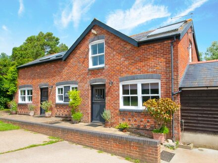 Cottage in Alverstone, Isle of Wight