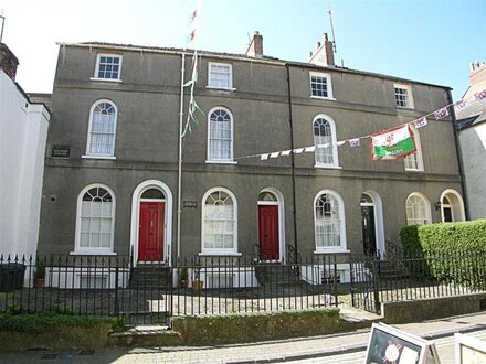 Apartment in Tenby, West Wales