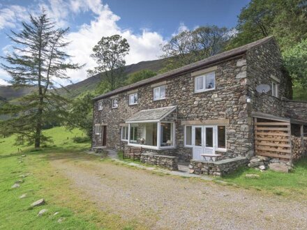 Cottage in Newlands Valley, Cumbria