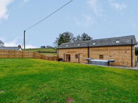 Barn in Llandrindod Wells, Mid Wales