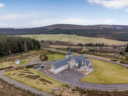 House in Evanton, The Highlands