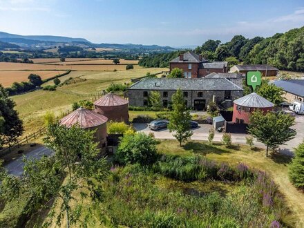 Barn in Hay-on-Wye, Mid Wales