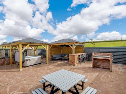 Log Cabin in Loch Lomond, Glasgow and Clyde Valley