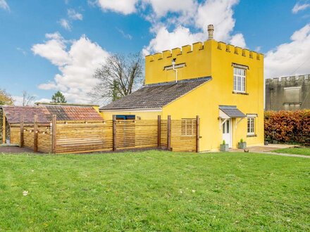 Cottage in Wotton-Under-Edge, Gloucestershire