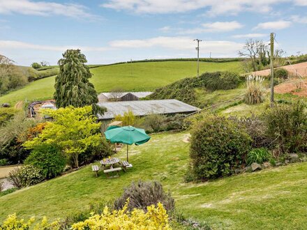 Cottage in Tiverton, Mid and East Devon