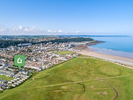 Apartment in Westward Ho!, North Devon