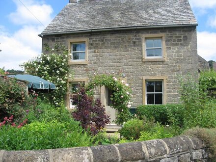 Cottage in Baslow, Derbyshire