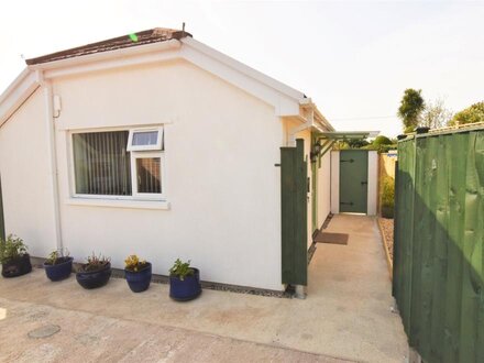 Bungalow in Charlestown, South Cornwall