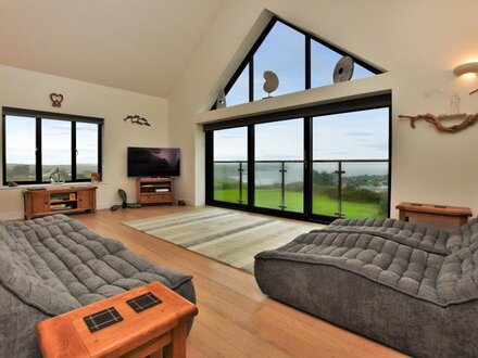 Apartment in Lizard, West Cornwall