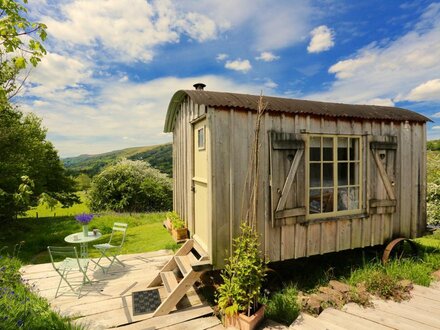 Log Cabin in Crickhowell, Mid Wales