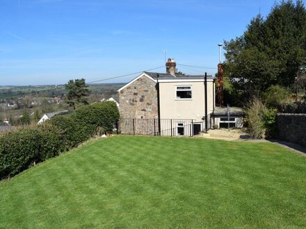 House in Pontesbury, Shropshire